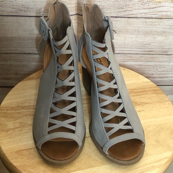 Soda Peep Toe Open Heel‎ Shoe - Picture 2 of 6